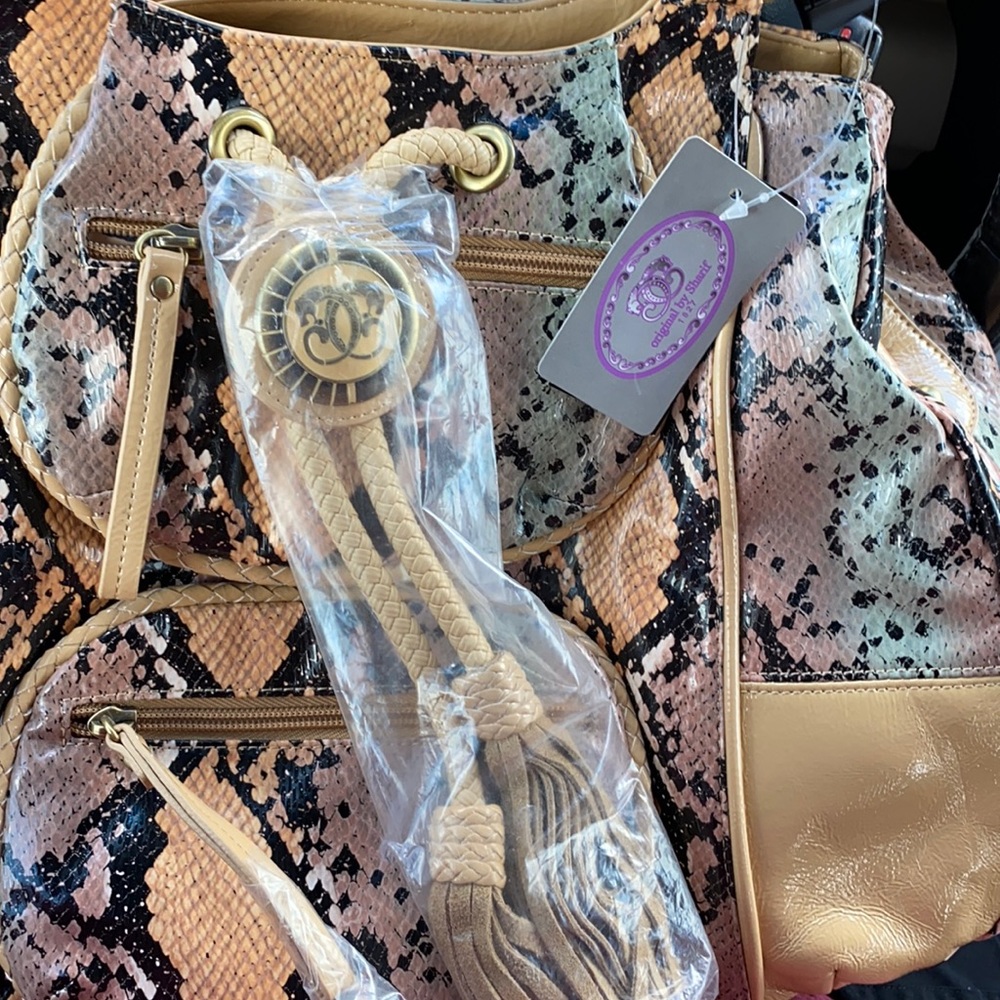 Sharif bag w/ matching wallet/purse